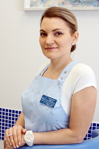 Соловьева Ирина Владимировна : стоматолог-хирург, пародонтолог