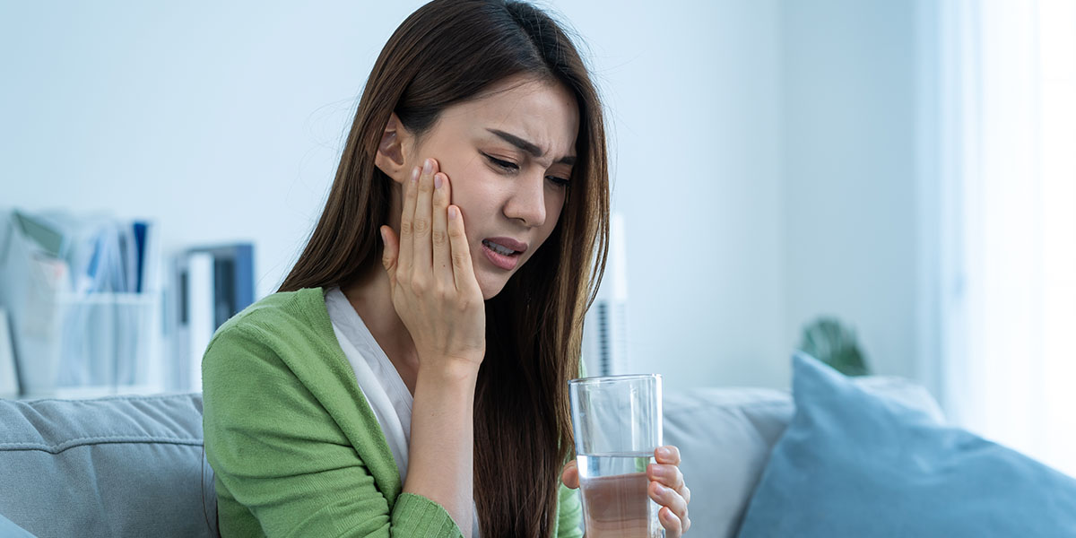 Пульсирующая боль в зубе: что делать?