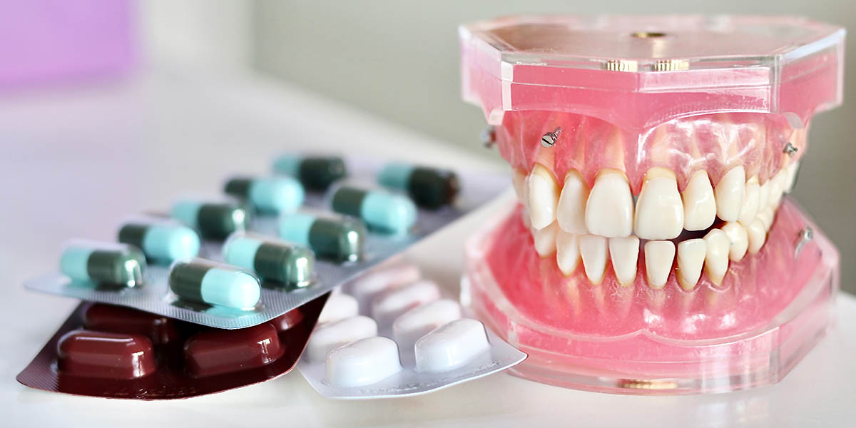 Антибиотики, антисептики в стоматологии: показания, противопоказания, частые вопросы