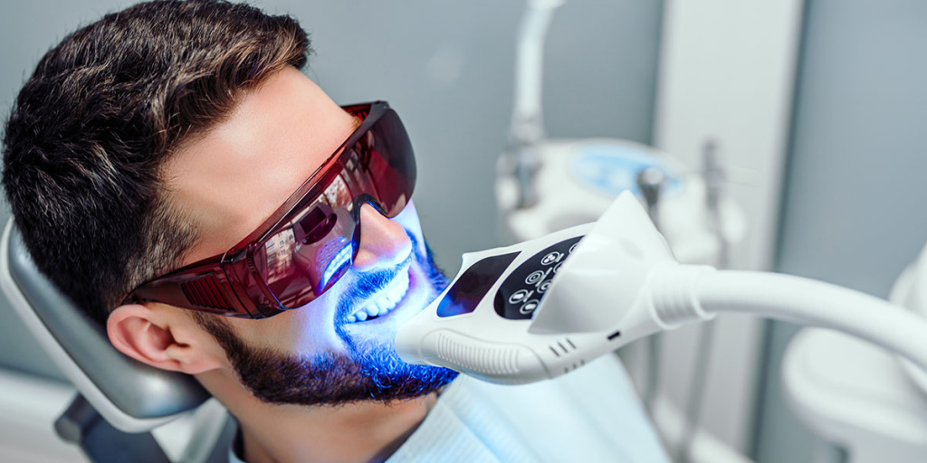 Как часто нужно делать чистку зубов у стоматолога
